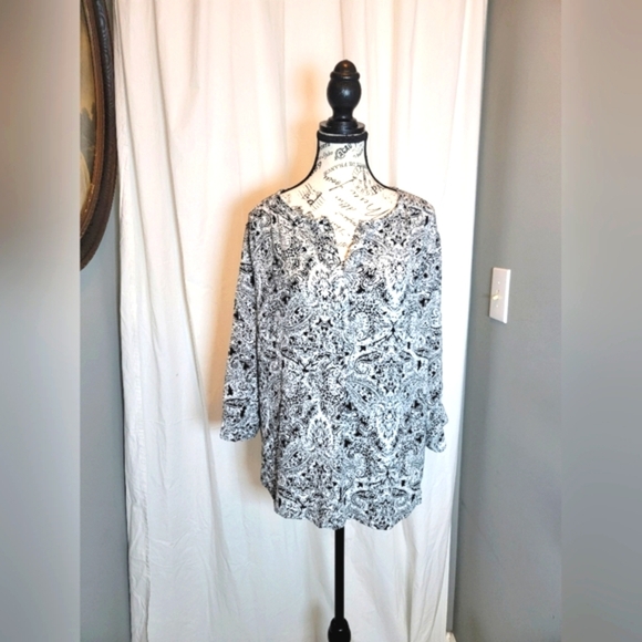 Nine West Monochrome Paisley Blouse - Picture 1 of 8